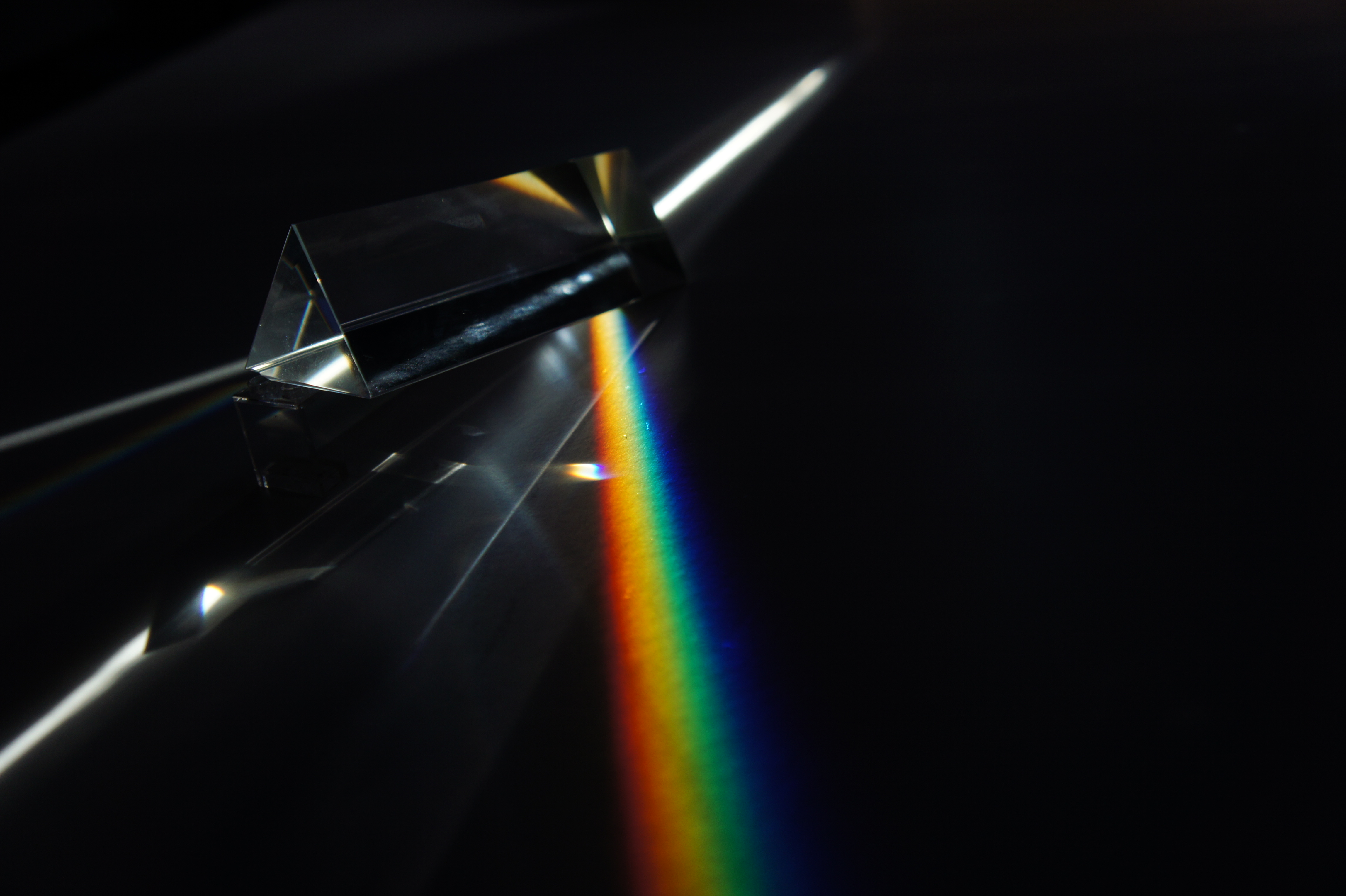 Prism Flat Rainbow from Wikimedia Commons
